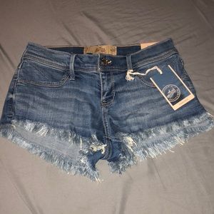 Hollister low rise shorts